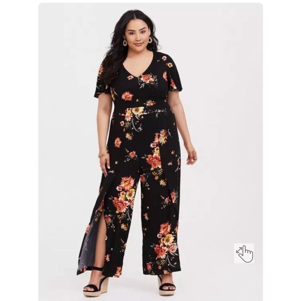 EUC torrid Black Floral Challis Tulip Leg Jumpsuit - Size 3